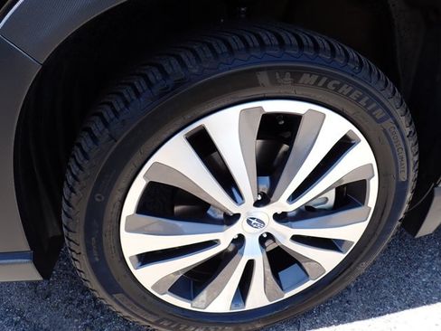 Used 2021 Subaru Ascent Limited w/ Technology Package AWD/4WD image 7