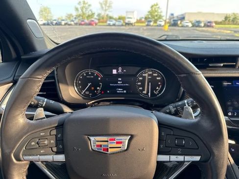 Used 2023 Cadillac XT6 Sport AWD/4WD image 10