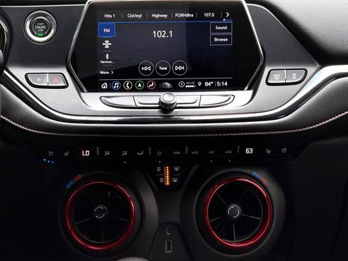 Used 2022 Chevrolet Blazer RS w/ Enhanced Convenience Package image 17