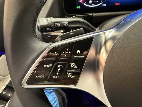 Used 2025 Mercedes-Benz GLA 250 image 22