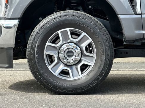 Used 2024 Ford F350 Lariat AWD/4WD image 27