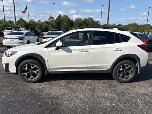 Used 2019 Subaru Crosstrek 2.0i Premium w/ Popular Package #2 AWD/4WD image 2