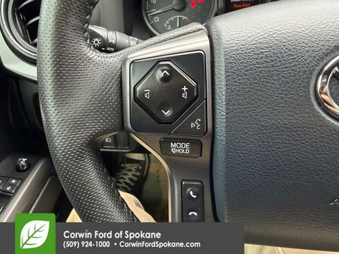 Used 2019 Toyota Tacoma TRD Sport w/ Technology Package image 25