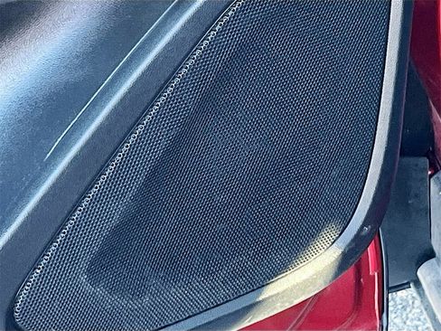 Used 2022 GMC Terrain SLE w/ Driver Convenience Package image 18