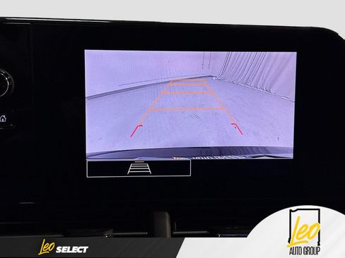 Used 2024 Chevrolet Trax LS w/ LS Convenience Package FWD image 16