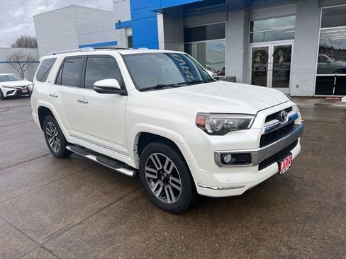Used 2018 Toyota 4Runner Limited image 1