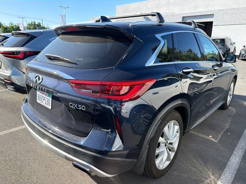 Used 2019 INFINITI QX50 Essential w/ Premium Heat Package AWD/4WD image 5