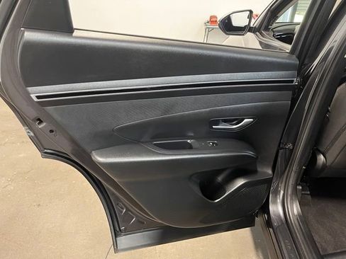 Used 2023 Hyundai Tucson SEL FWD image 19