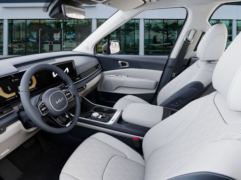 New 2026 Kia Carnival EX image 17