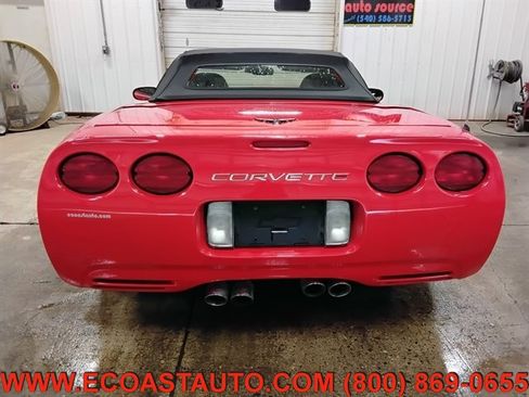 Used 2000 Chevrolet Corvette Convertible w/ Performance Handling Pkg image 8