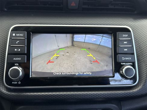 Used 2022 Nissan Kicks S image 26