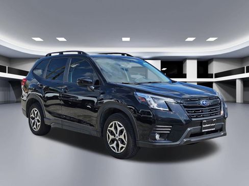 Used 2024 Subaru Forester Premium AWD/4WD image 4