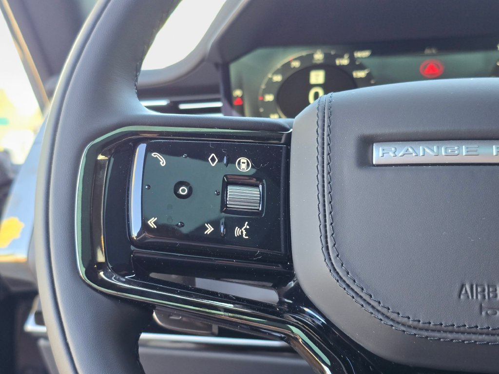 New 2027 Land Rover Range Rover Sport Dynamic SE AWD/4WD image 17