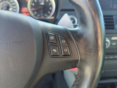 Used 2009 BMW M3 Convertible RWD image 16