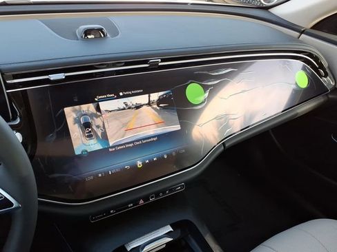 New 2026 Mercedes-Benz E 450 4MATIC Sedan image 6