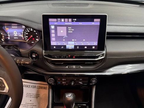 Used 2022 Jeep Compass Altitude image 20