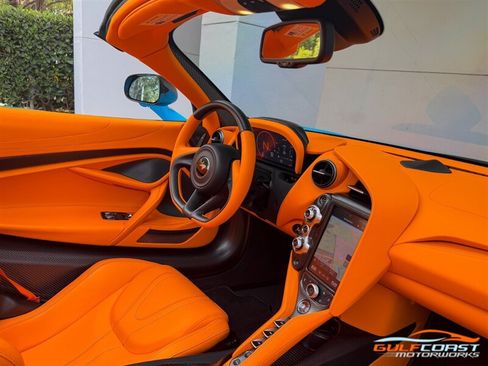 Used 2022 McLaren 765LT RWD image 37