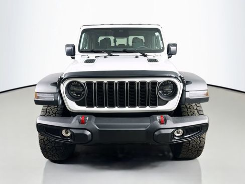 Used 2026 Jeep Gladiator Rubicon w/ Steel Power Dome Hood Package AWD/4WD image 2