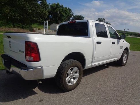 Used 2022 RAM 1500 Classic SLT w/ Electronics Group AWD/4WD image 6