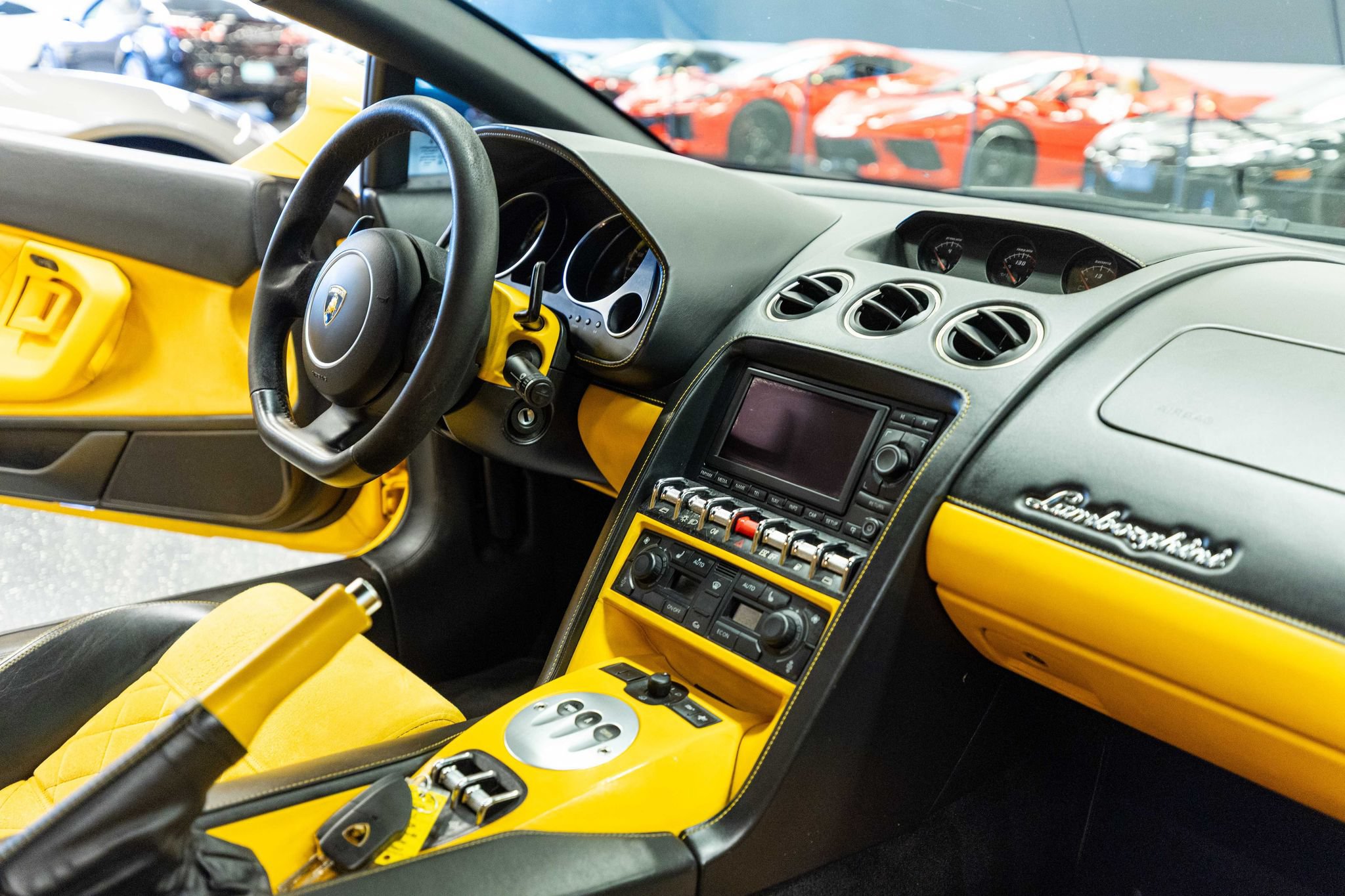 Used 2012 Lamborghini Gallardo LP 560-4 AWD/4WD image 12