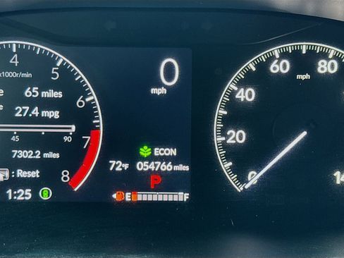 Used 2024 Honda HR-V EX-L image 8