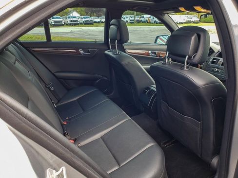 Used 2011 Mercedes-Benz C 300 4MATIC Sedan image 27