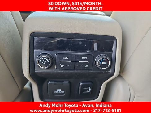 Used 2017 GMC Acadia Denali w/ Technology Package AWD/4WD image 31