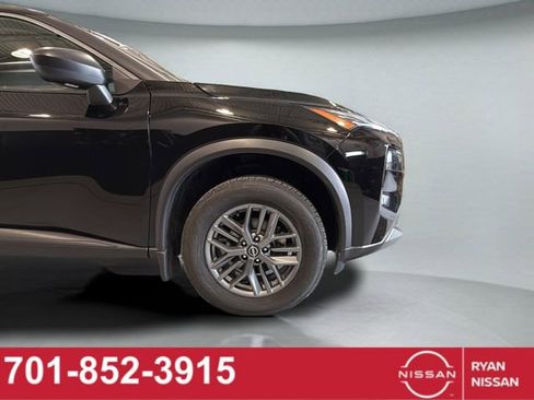 Certified 2023 Nissan Rogue S image 20