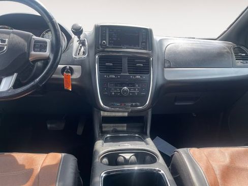 Used 2019 Dodge Grand Caravan GT image 10