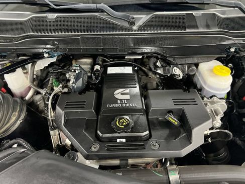 Used 2024 RAM 2500 Tradesman w/ Chrome Appearance Group AWD/4WD image 24
