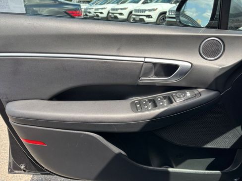 Used 2025 Hyundai Sonata SEL FWD image 18
