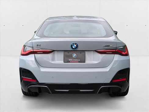 Used 2025 BMW i4 xDrive40i w/ M Sport Package image 7