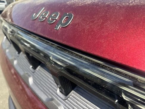 New 2026 Jeep Grand Wagoneer Limited AWD/4WD image 15