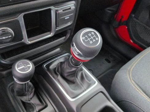 Certified 2024 Jeep Wrangler Sport image 30