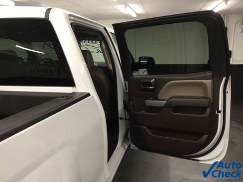 Used 2017 Chevrolet Silverado 1500 LTZ Z71 w/ LTZ Plus Package image 43