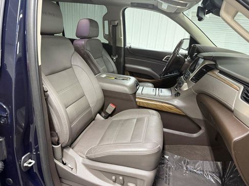 Used 2020 GMC Yukon XL Denali AWD/4WD image 50