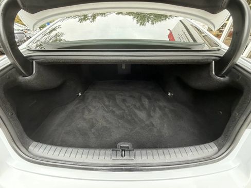 Used 2017 Genesis G80 3.8 RWD image 16