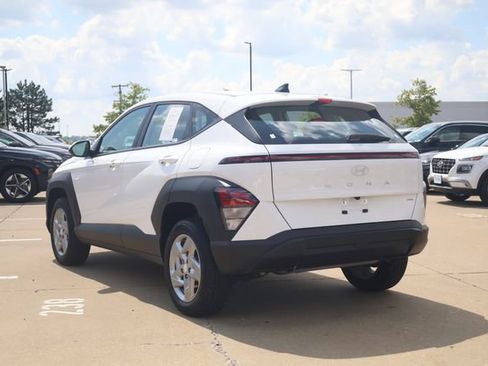 Certified 2026 Hyundai Kona SE AWD/4WD image 7