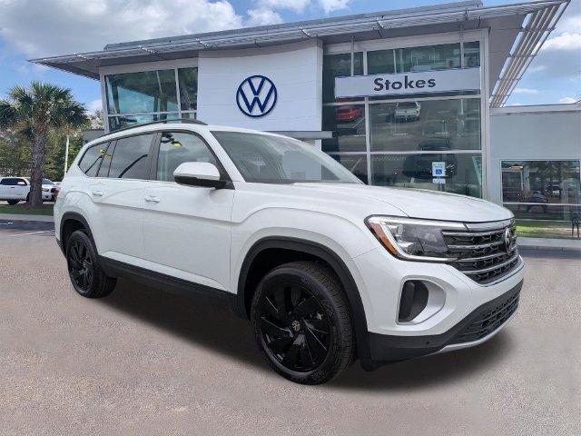 New 2026 Volkswagen Atlas SE FWD image 2