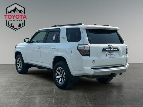 Used 2020 Toyota 4Runner SR5 Premium AWD/4WD image 3