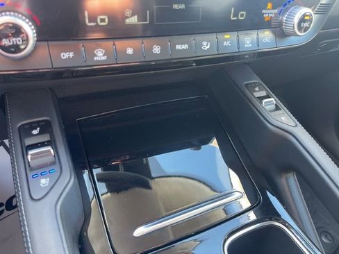 Used 2021 Kia Telluride SX image 29