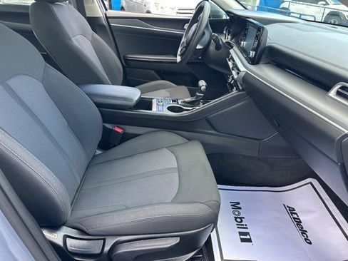 Used 2023 Kia K5 LXS image 10