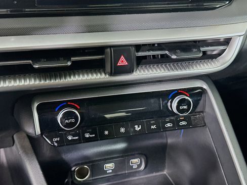 Used 2023 Kia K5 LXS image 23