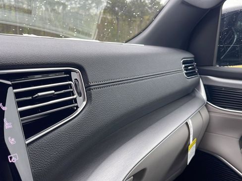 New 2026 Jeep Grand Wagoneer Limited image 20