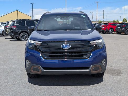 Used 2025 Subaru Forester Sport w/ Popular Package #1 AWD/4WD image 9
