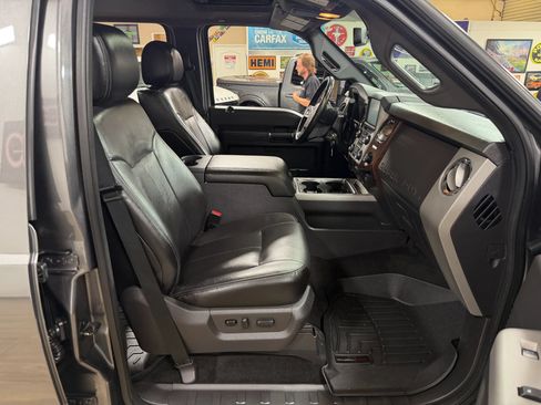 Used 2015 Ford F350 Lariat w/ Lariat Ultimate Package AWD/4WD image 22