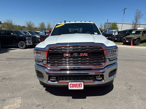 Used 2024 RAM 2500 Limited image 2