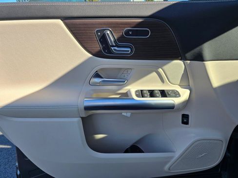 New 2026 Mercedes-Benz GLA 250 4MATIC image 33