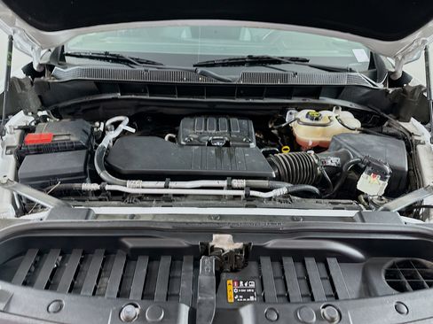 Used 2024 Chevrolet Silverado 1500 LT image 31