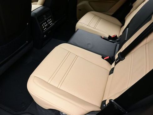 New 2026 Porsche Cayenne image 15